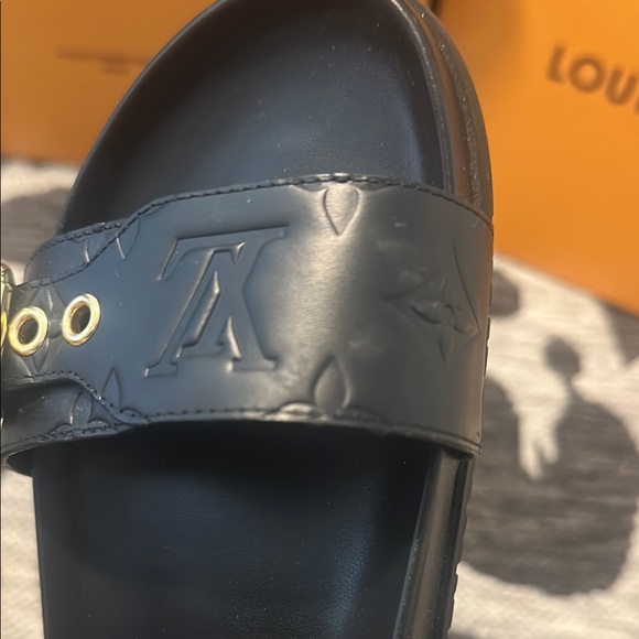 Louis Vuitton “Bom Dia” Black Sandals with Gold Details - Picture 9 of 16